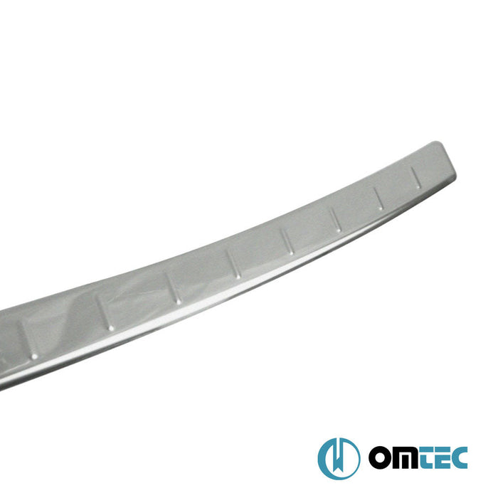 Arka Tampon Eşiği Paslanmaz Çelik (Taşlı) - Audi Q3 - SUV 8U - (2011 - 2018)