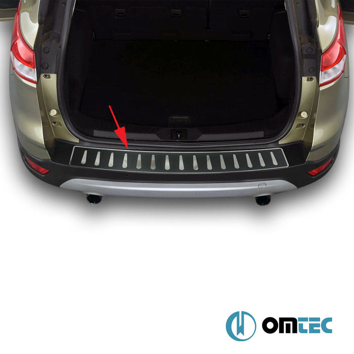 Karbon Folyolu Arka Tampon Eşiği Paslanmaz Çelik - Ford Kuga - SUV C520 - (2013 - 2020)