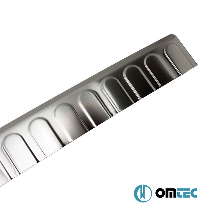 Arka Tampon Eşiği Paslanmaz Çelik (Taşlı) - Ford Transit Connect - MVN P65 - (2002 - 2014)