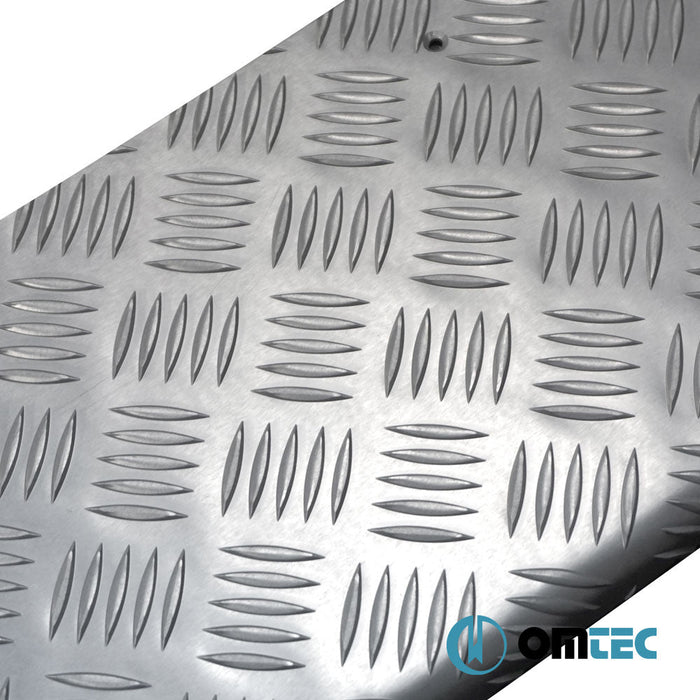 Arka Tampon Eşiği (Gri Eloksallı) Alu. - Ford Transit - VAN MK7 - (2014 - )