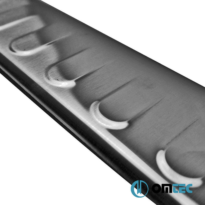 Arka Tampon Eşiği Paslanmaz Çelik (Siyah - Taşlı) - Mercedes - Benz E - Class - SW S212 PRE - FL - (2010 - 2013)