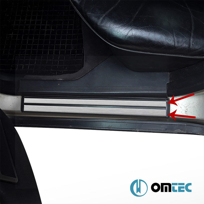 Kapı Eşiği Dekor Çıtası 8 Prç. Paslanmaz Çelik (Taşlı) - Mercedes - Benz E - Class - SD W210 - (1996 - 2002)