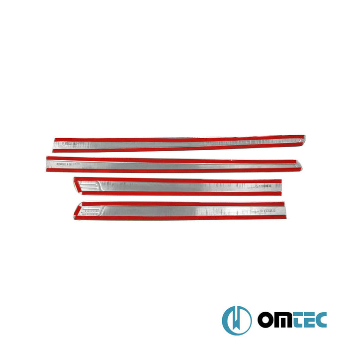 Yan Kapı Çıtası 4 Prç. Paslanmaz Çelik (Parlak) - Toyota Hilux - PK AN10 - (2005 - 2015)