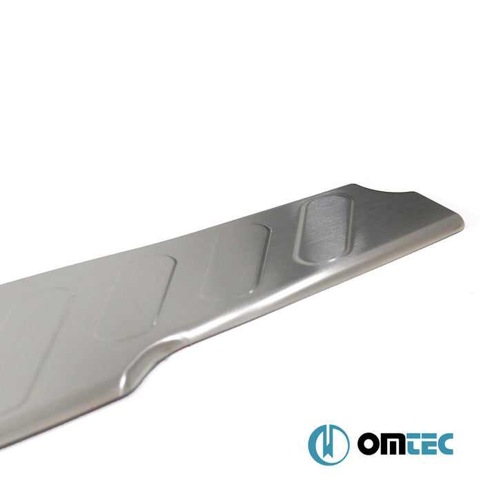 Arka Tampon Eşiği Paslanmaz Çelik (Taşlı) - Nissan Navara - PK D23 - (2015 - )