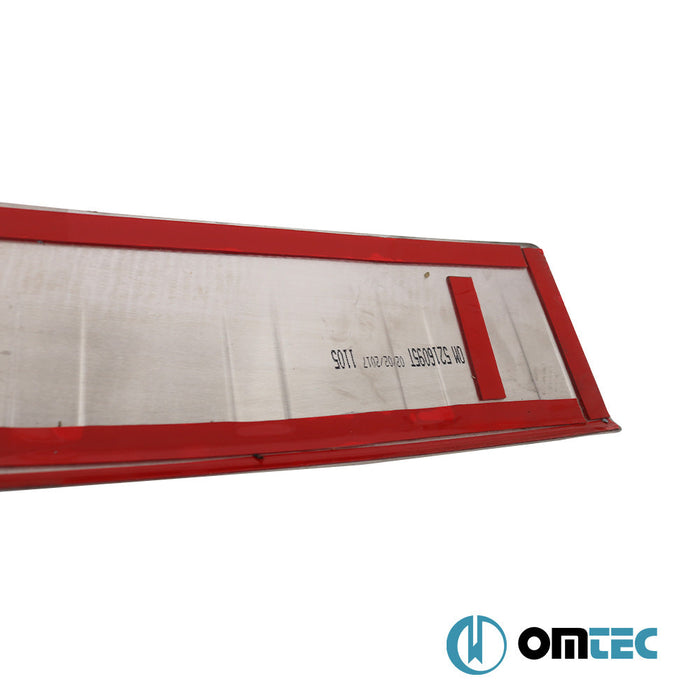 Arka Tampon Eşiği Paslanmaz Çelik (Taşlı) - Opel Astra - SW P10 - (2010 - 2015)