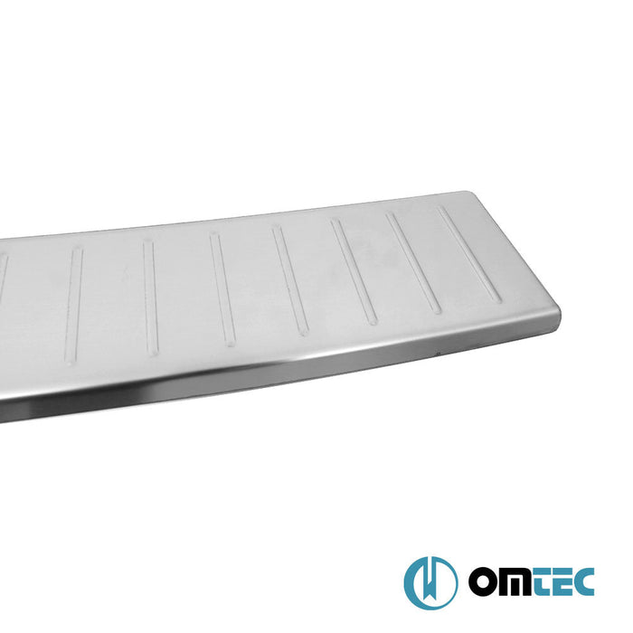 Arka Tampon Eşiği Paslanmaz Çelik (Taşlı) - Toyota Auris - HB 5D E180 FL - (2015 - 2018)