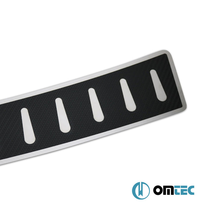 Karbon Folyolu Arka Tampon Eşiği Paslanmaz Çelik - Toyota Rav4 - SUV XA50 - (2018 - )