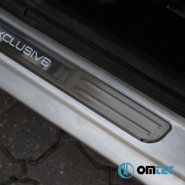 Kapı Eşiği (Işıklı - Exclusive - 45 cmx27 cm) 4 Prç. Paslanmaz Çelik (Siyah Taşlı) - Universal