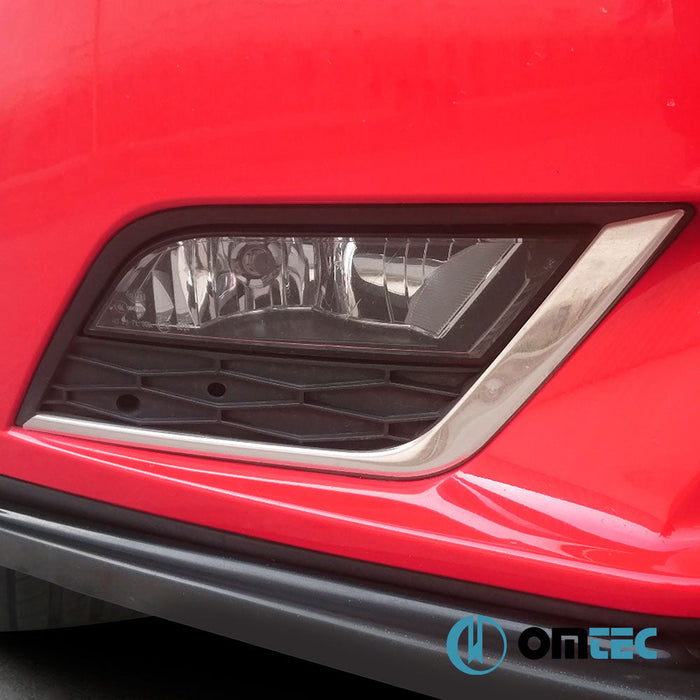 Sis Farı Çerçevesi 2 Prç. P.Çelik (Parlak) - Seat Leon - SW 5F PRE - FL/FL - (2012 - 2017)